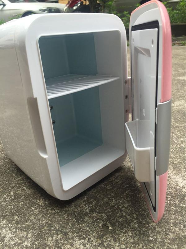 Cosmetic Refrigerator
